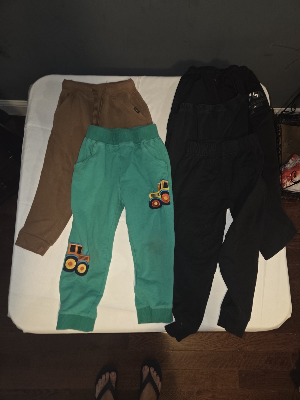 Boys Sweatpants Bundle 4t - Picture 2 of 2